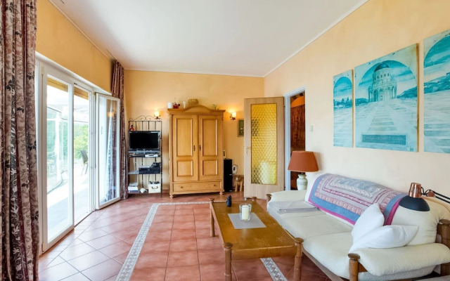 Heavenly Holiday Home in Cannero With Roof Terrace