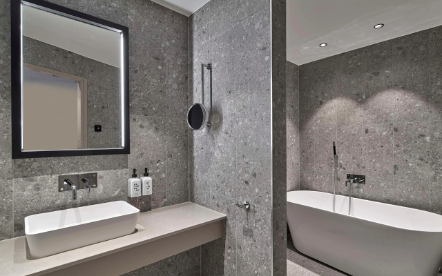 Scandic Crown