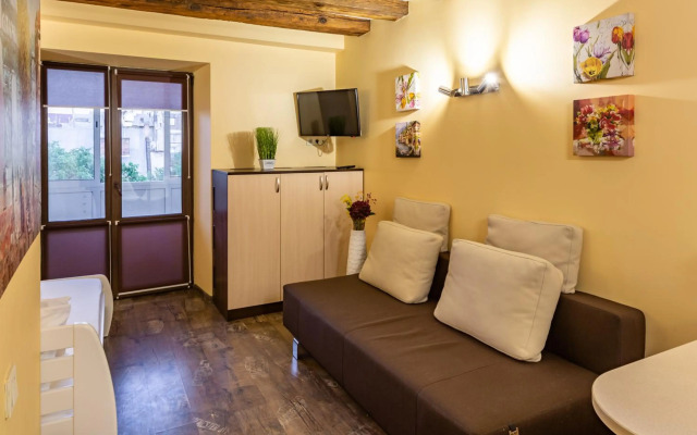 Alfa Apartments Rynok Square 18