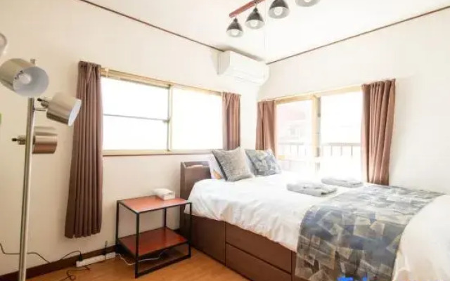 REA Higashimukojima 4-chome