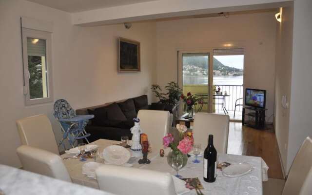 Apartment Ivanišević 2