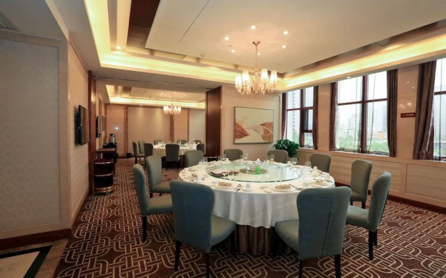 Taoyuan Jiari Jiudian