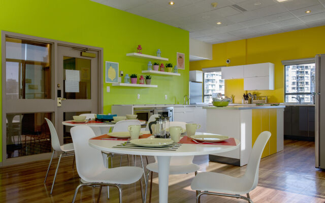 Grand Park Hotel & Suites Downtown Vancouver, Ascend Hotel Collection