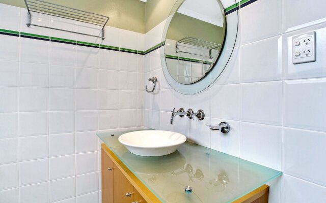 Parkview, Unit 6/11 Catalina Close