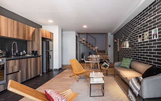 Casai Discover La Roma From a Contemporary Gem