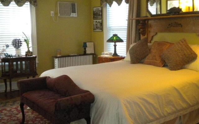 The Stirling House B&B Greenport
