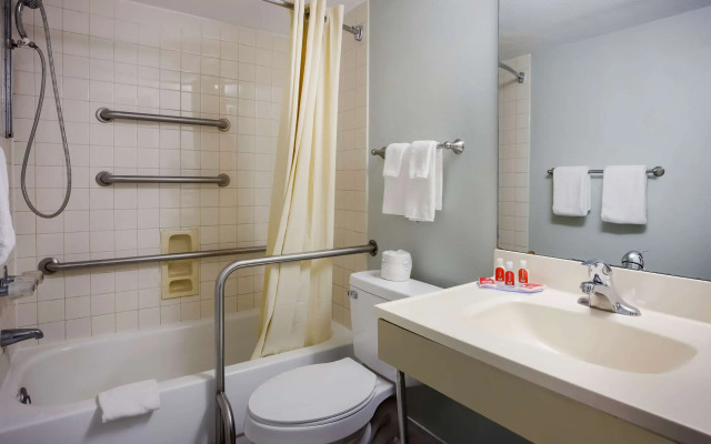 Econo Lodge