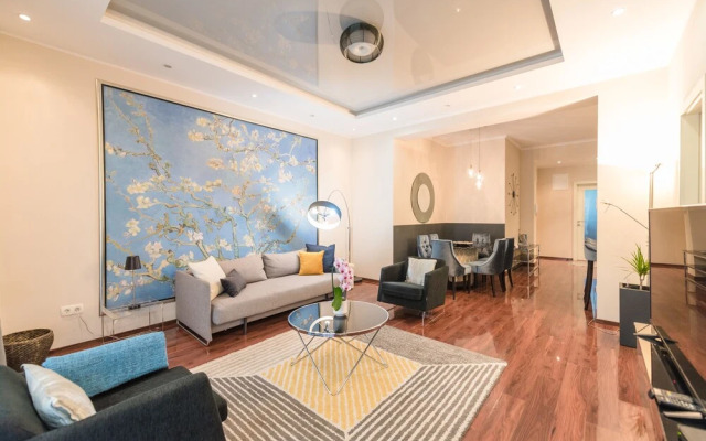 Oasis Apartments - Liberty Bridge