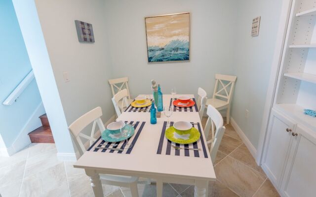 Mermaids Sunrise Apartment 3