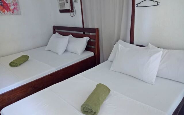 Tres Verdes Resort and Resto-Bar