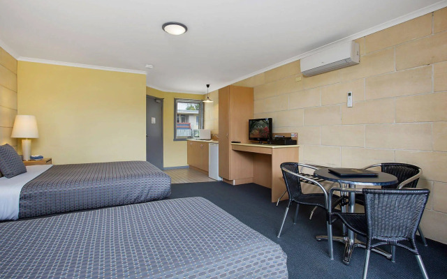Portside Motel