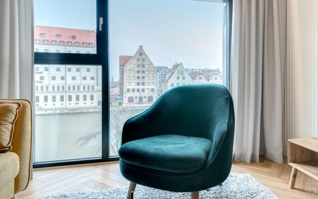 Dom & House Winter Residence