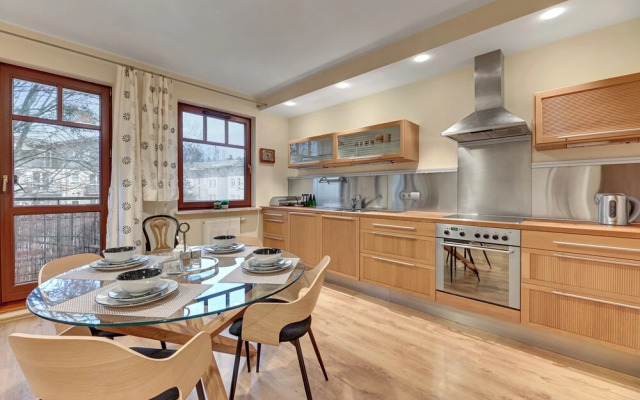 See Smile by Grand Apartments