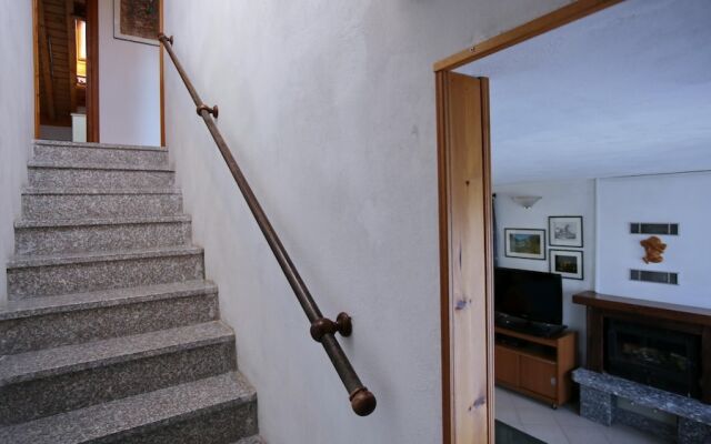 Piazza 25 Aprile in San Fedele Intelvi