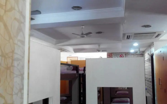Central Line Guest House Dormitory