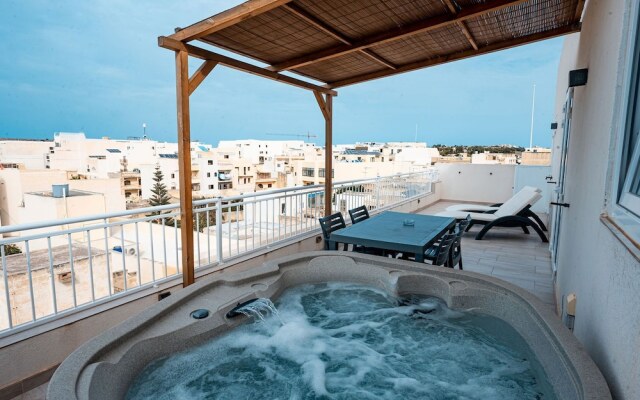 The Willows Luxury Penthouse