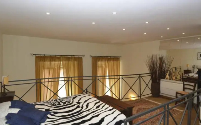 Trastevere Duplex Apartment