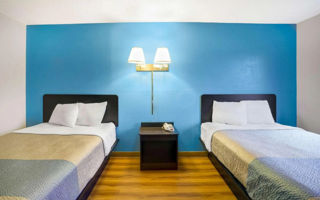 Motel 6 Montoursville, PA - Williamsport