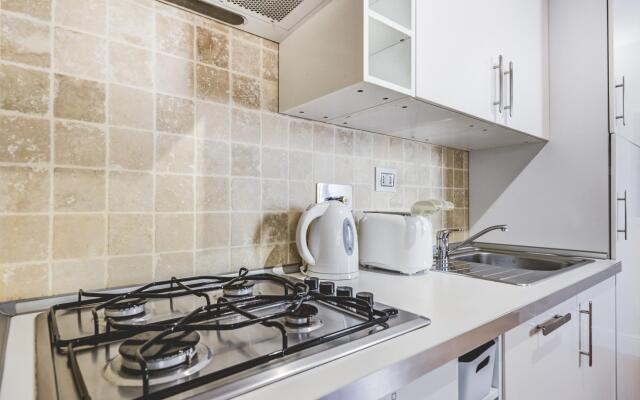 Gonfalone Residence Carlotta