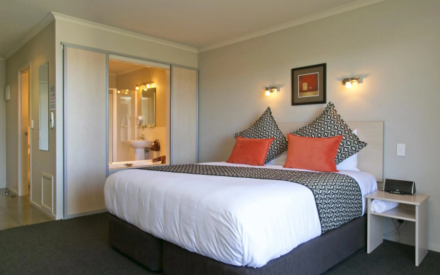 Beechtree Motel – Guest Rooms – Taupo