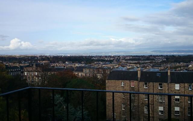 Blue Rainbow Apart Hotel Edinburgh