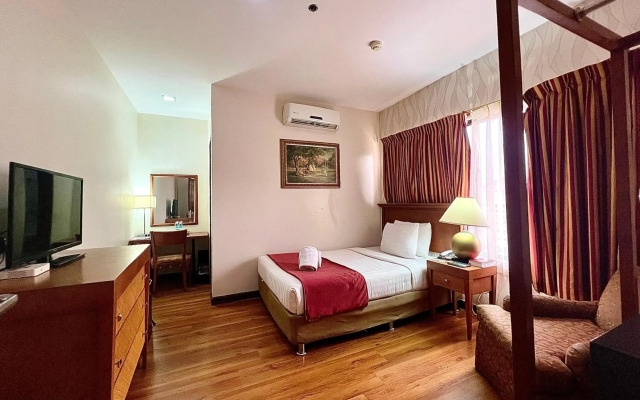 Royal Suites Condotel
