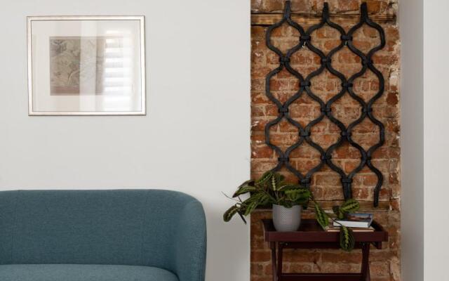 APARTURA (АПАРТУРА) на улице Декабристов 4