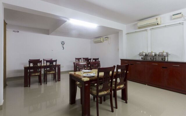 FabHotel Iberis Sholinganallur