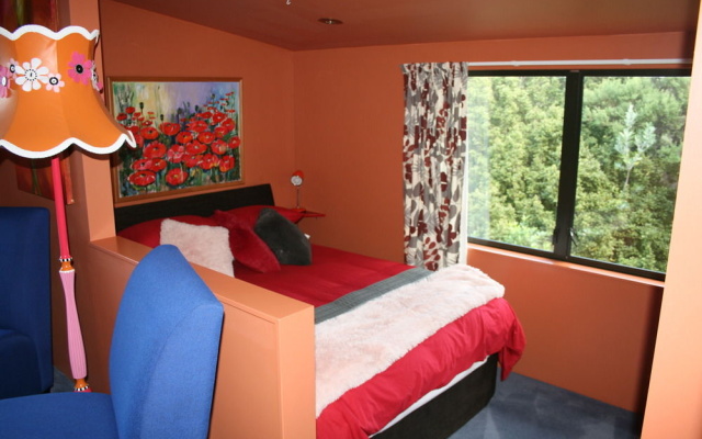 The Lighthouse Lookout – Guest Rooms – Tutukaka