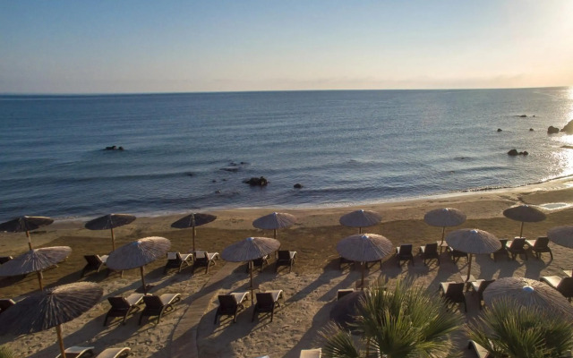 Corissia Harmony Hotel