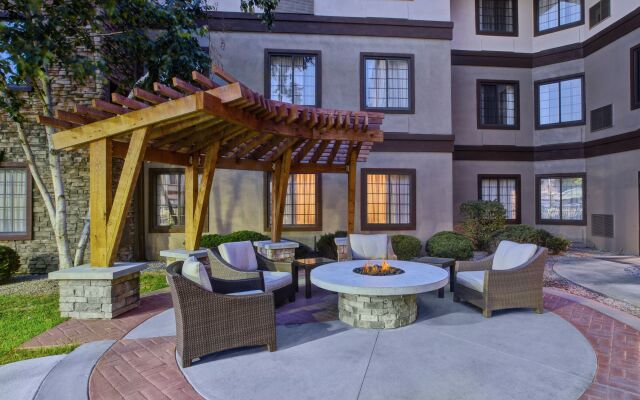 Staybridge Suites - Louisville - East by IHG