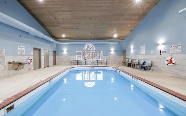 Holiday Inn Express & Suites Zion by IHG