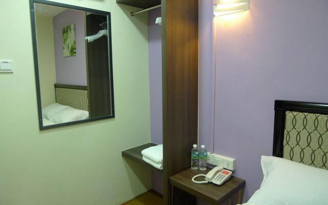 FINE Hotel