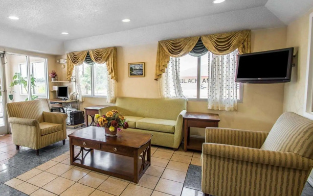 Quality Inn Evergreen