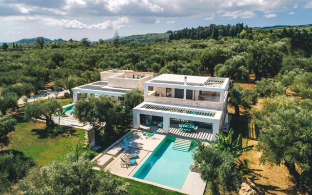 Villa Azimut 2 by Villa Plus