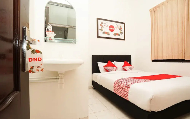 Marcello Residence By OYO Rooms