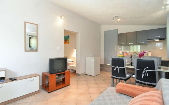 Apartment 1642