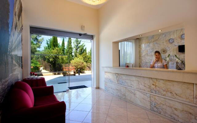Amalia Hotel