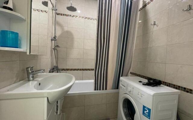 Apartments on 69 Shosseynaya Street/1k1