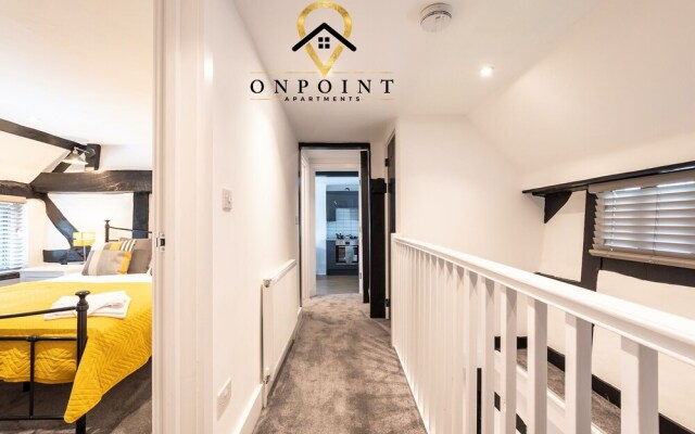 FRESH 2 Bedroom Apt With Parking
