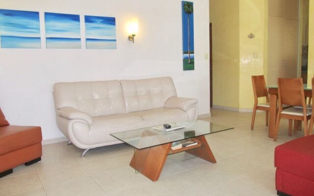 Las Olas downtown Condos by Playa Paradise