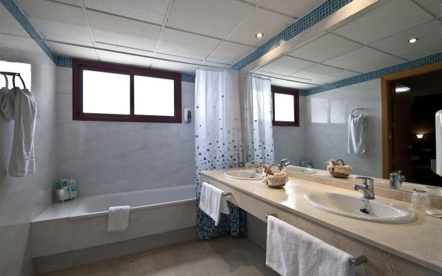 Hotel NS Albolut