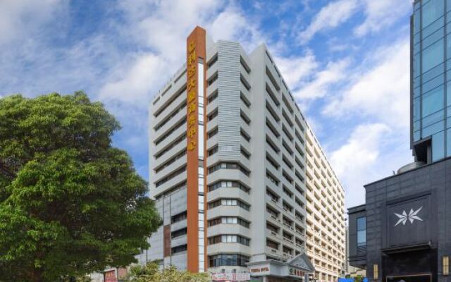 Vienna Hotel (Shenzhen Nanyou Clothing City Nanguang Metro Station)