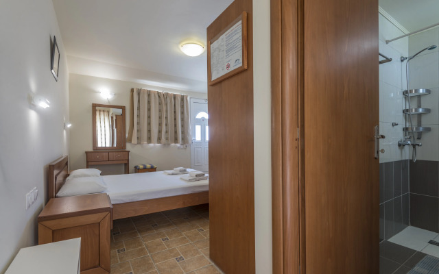 Mammis Beach Hotel