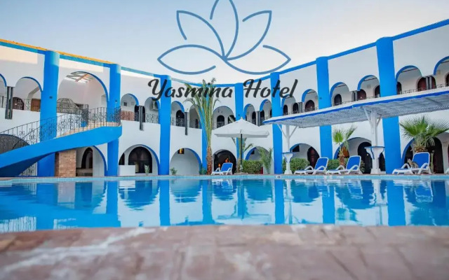 Yasmina Hotel