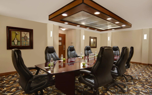 Holiday Inn Calgary-Airport by IHG