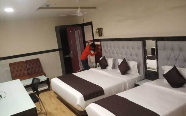 Hotel Bidar Gateway