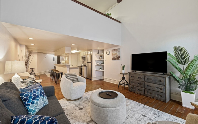 Blue Tuna Loft 1 Bedroom Home