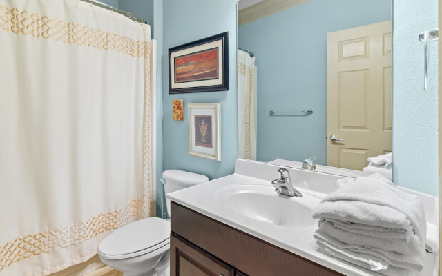 Beach Pointe 301