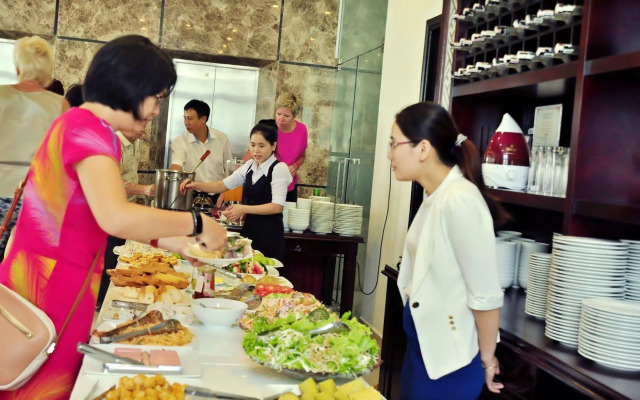 Tay Bac Hotel